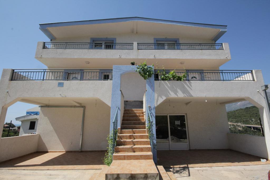 אוטייהא Apartments Ajla מראה חיצוני תמונה