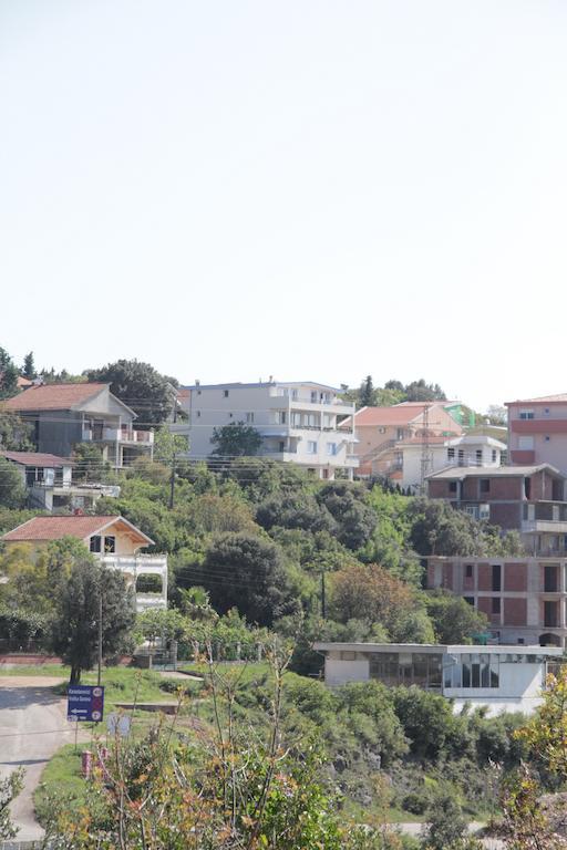 אוטייהא Apartments Ajla מראה חיצוני תמונה
