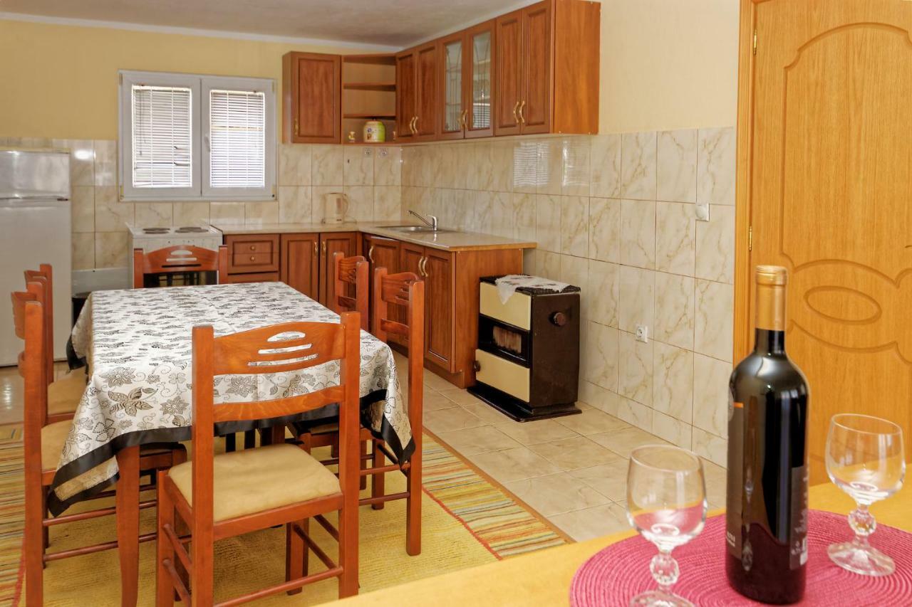 אוטייהא Apartments Ajla מראה חיצוני תמונה