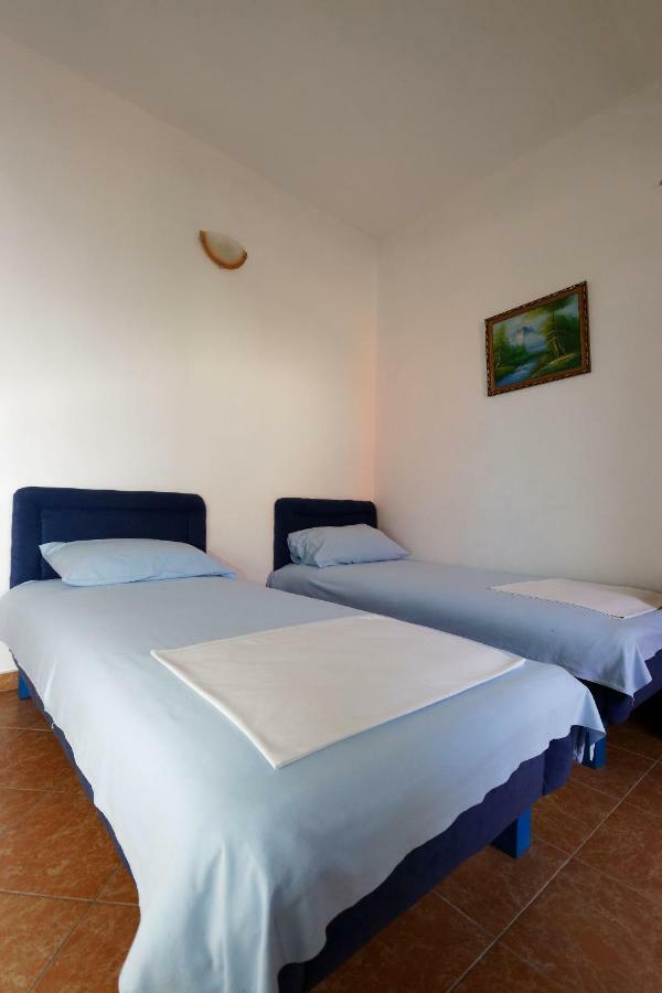 אוטייהא Apartments Ajla מראה חיצוני תמונה