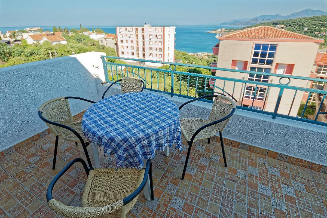 אוטייהא Apartments Ajla מראה חיצוני תמונה