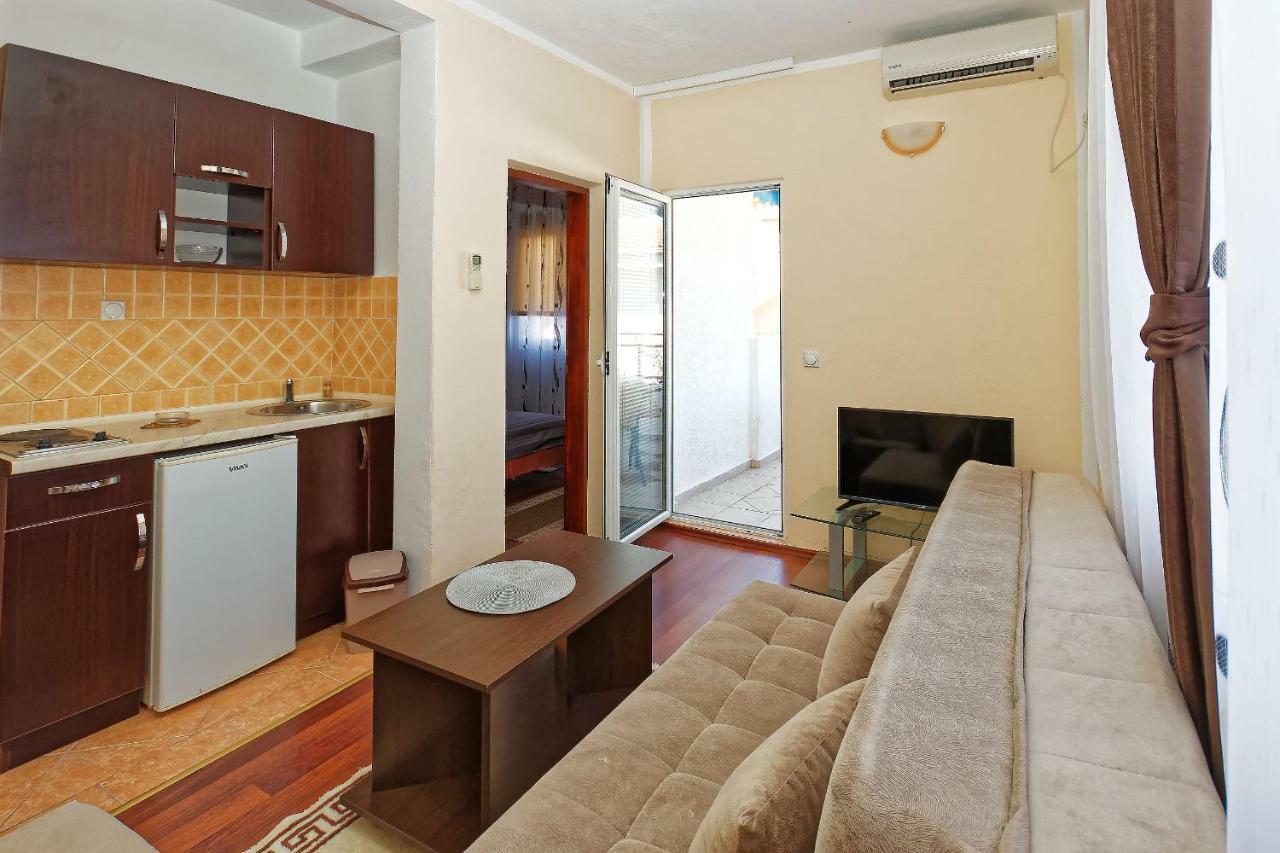 אוטייהא Apartments Ajla מראה חיצוני תמונה